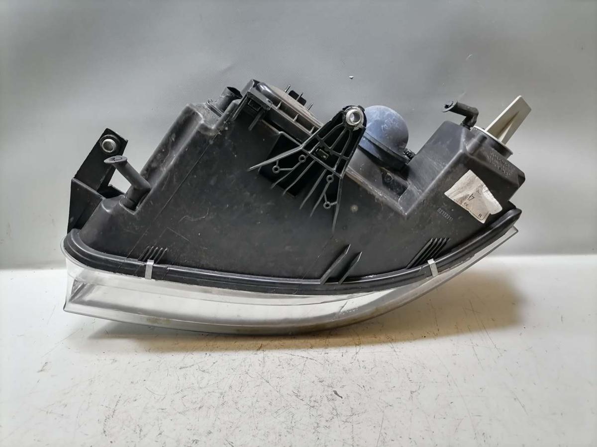 VW Passat 3BG Scheinwerfer vorn rechts Halogen Zubehör Bj.2003